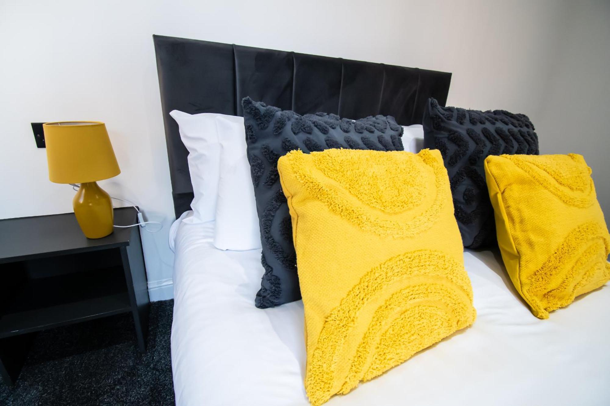 Winter Gardens Suites By Sasco Blackpool Pokoj fotografie